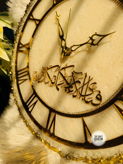 Luxury Islamic Wall Clock with Arabic Calligraphy – Gold Roman Design Resin Clock