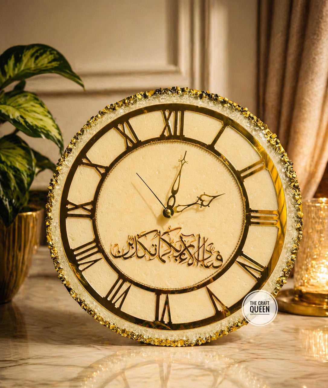 Luxury Islamic Wall Clock with Arabic Calligraphy – Gold Roman Design Resin Clock
