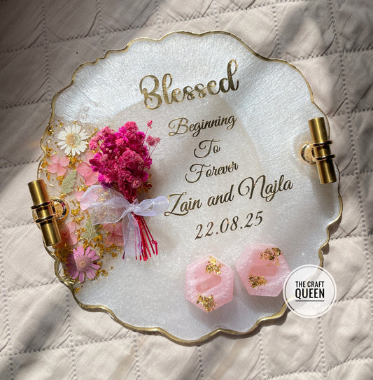Personalized Wedding Acrylic Tray with Dried Flowers & Gold Accents