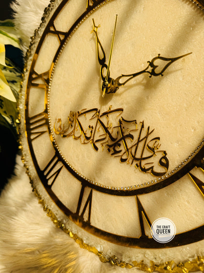 Luxury Islamic Wall Clock with Arabic Calligraphy – Gold Roman Design Resin Clock