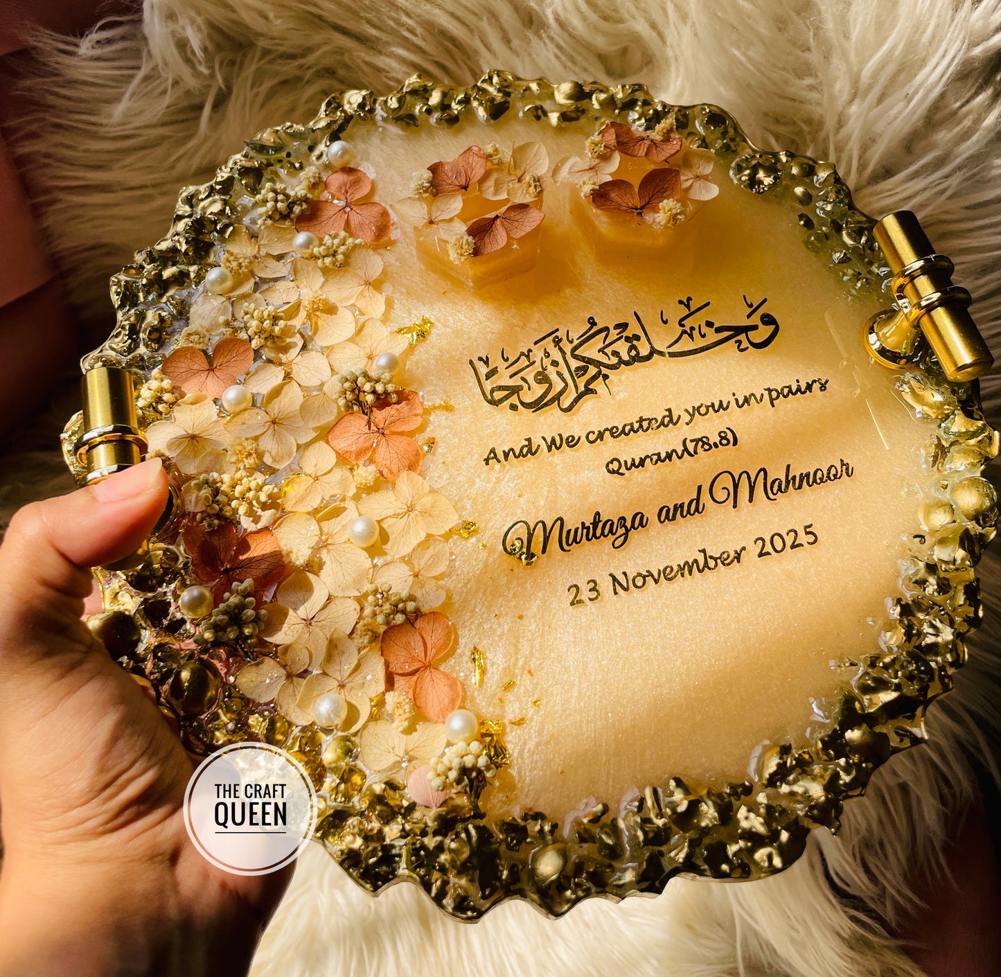 Personalized Islamic Resin Decor with Quran Verse & Preserved Flowers